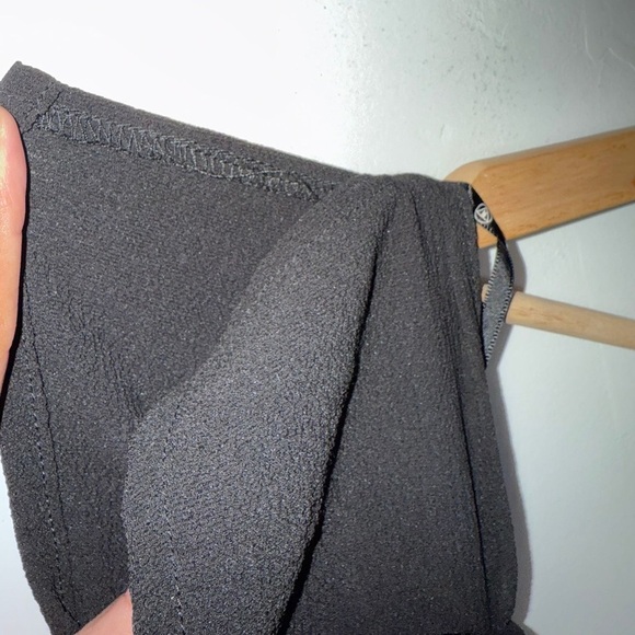 Missguided Black Off-Shoulder Wide-Leg Jumpsuit - Size US 4 / UK 8 / EUR 36 - Picture 4 of 7